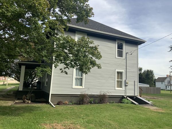309 W Commercial Street , Neponset, IL 61345