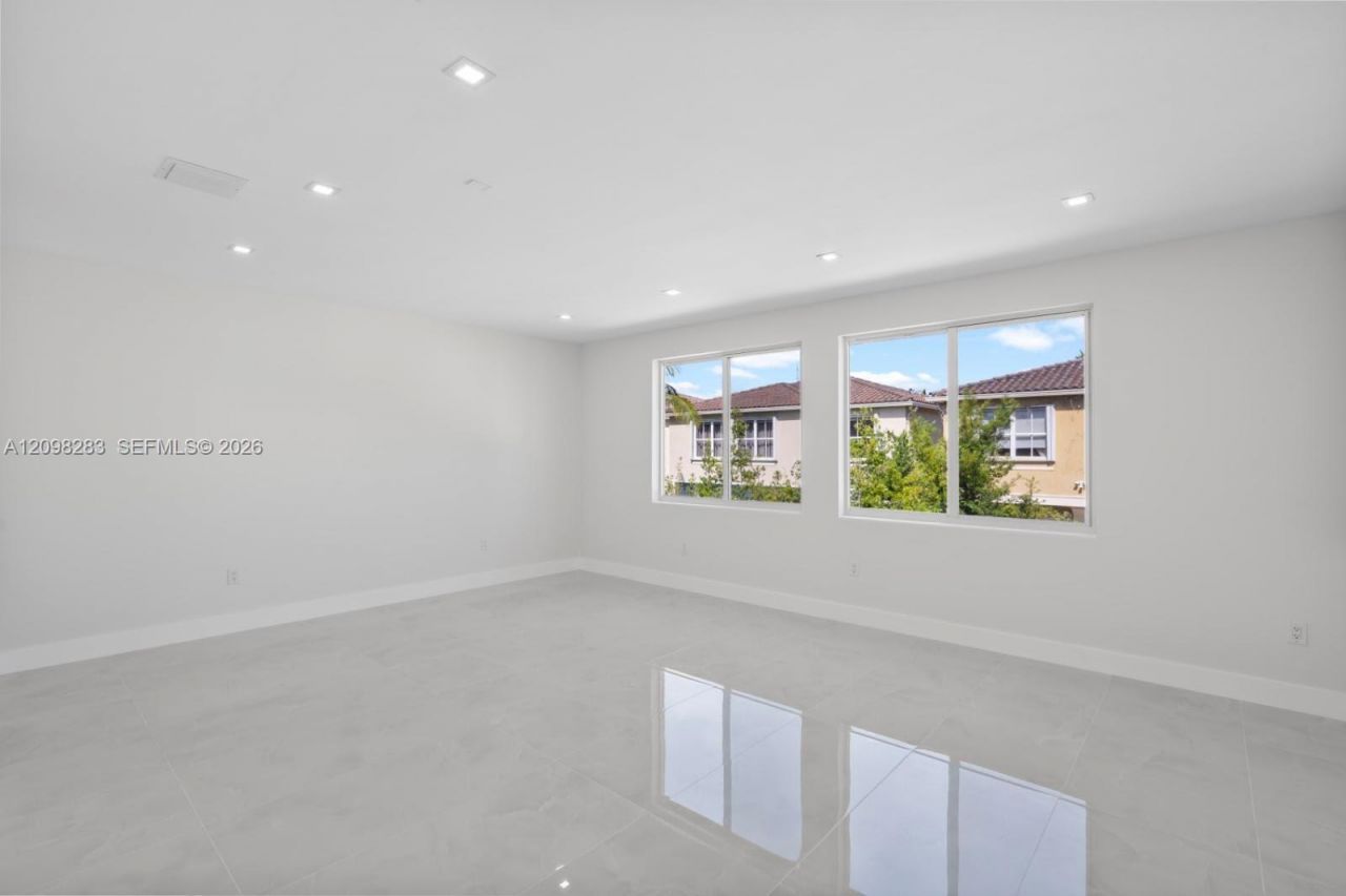 21227 NE 31st Pl, Aventura, FL 33180 Photo