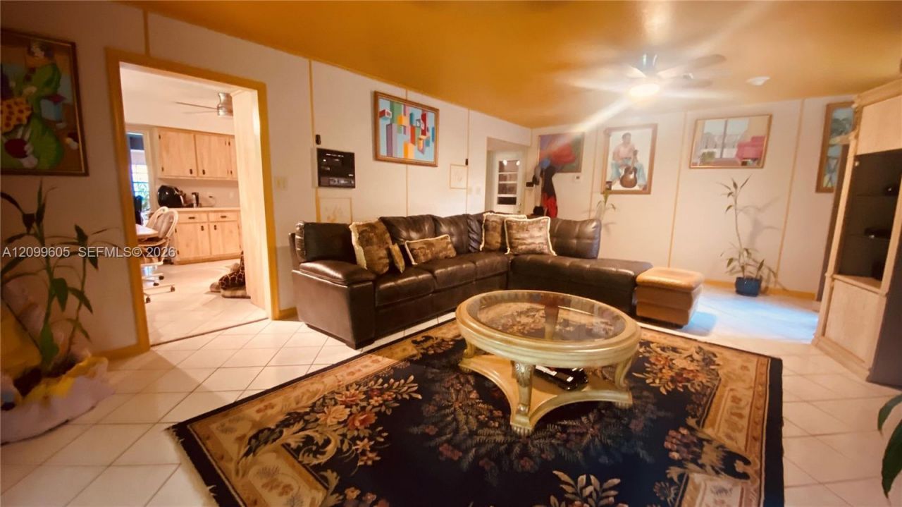 6337 SW 32nd St, Miramar, FL 33023 Photo