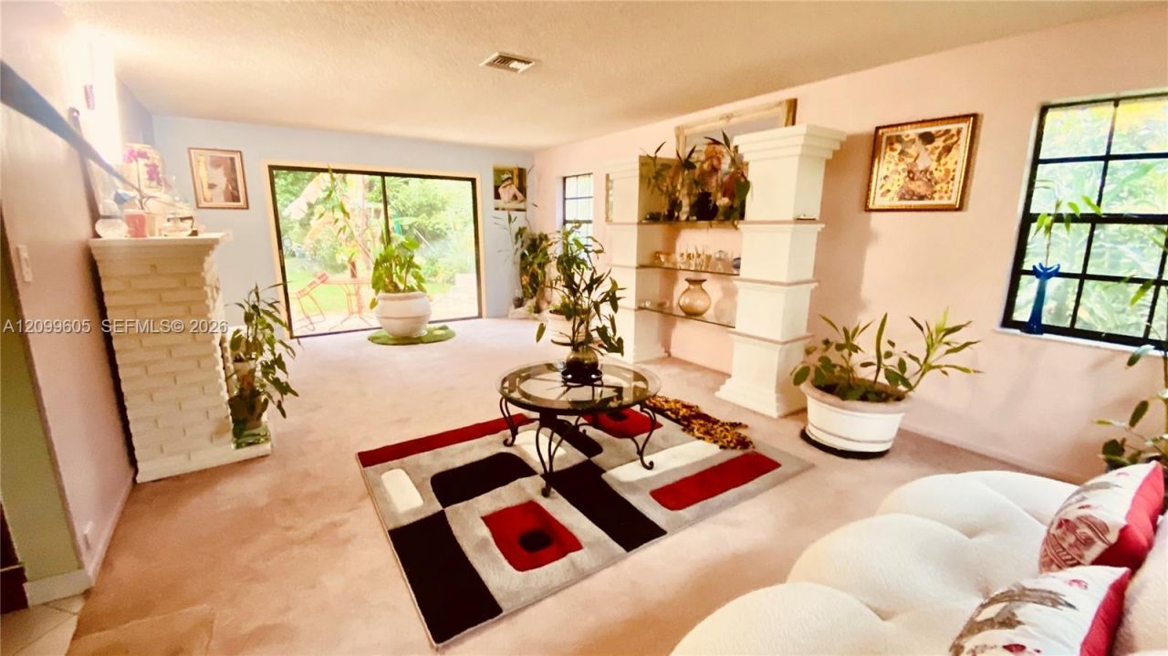 6337 SW 32nd St, Miramar, FL 33023 Photo