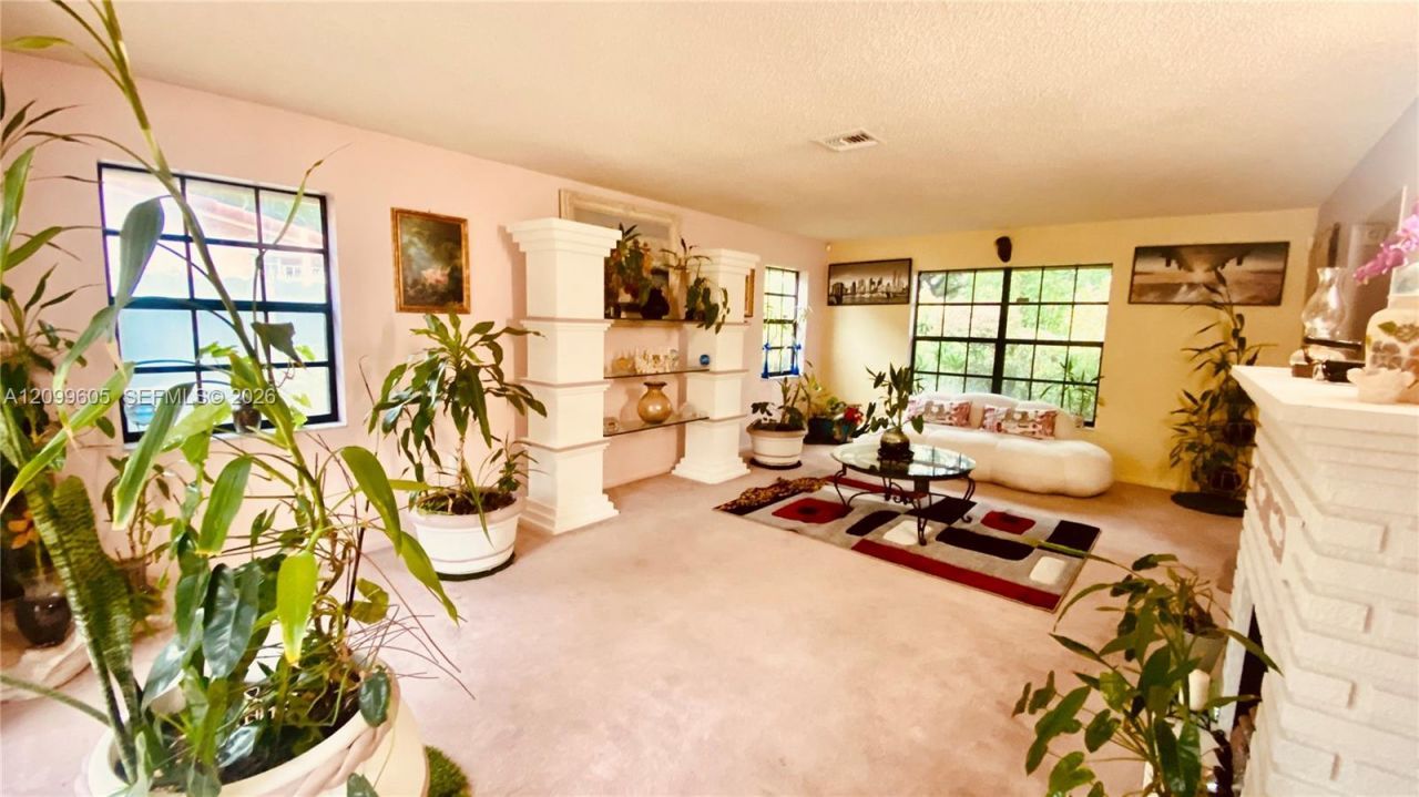 6337 SW 32nd St, Miramar, FL 33023 Photo