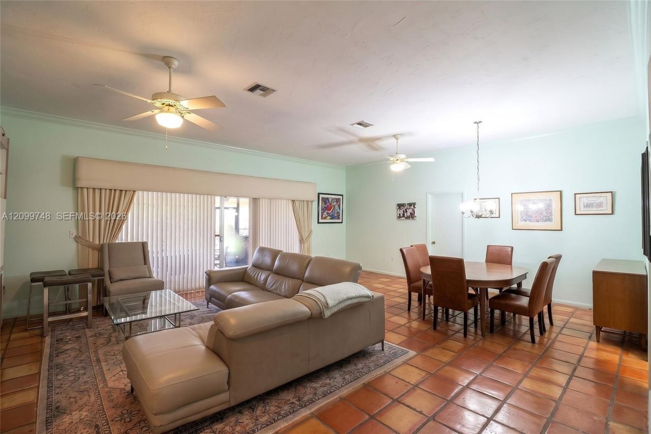8410 SW 16th St, Miami, FL 33155 Photo