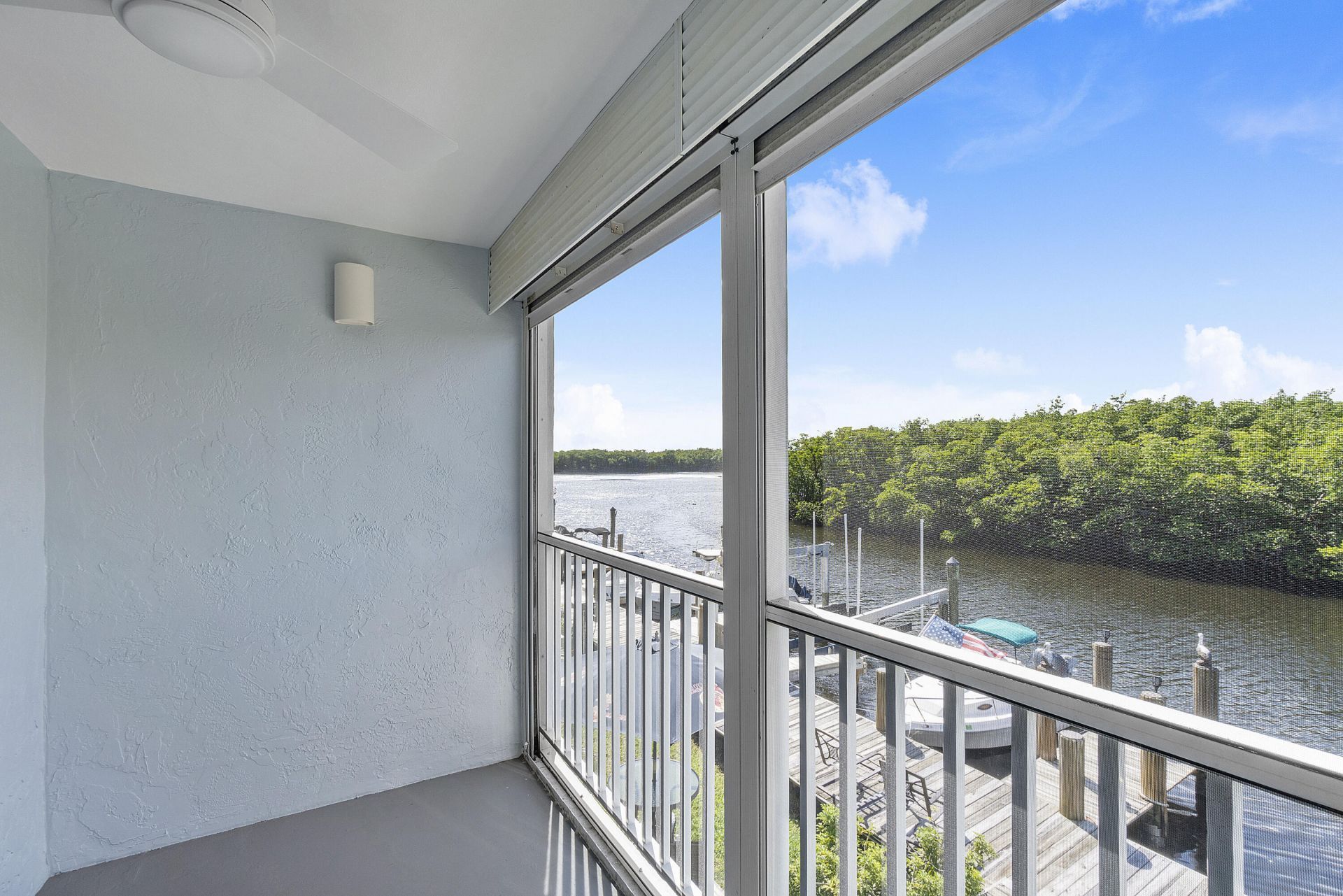689 NE 6th Court, Boynton Beach, FL 33435 Photo