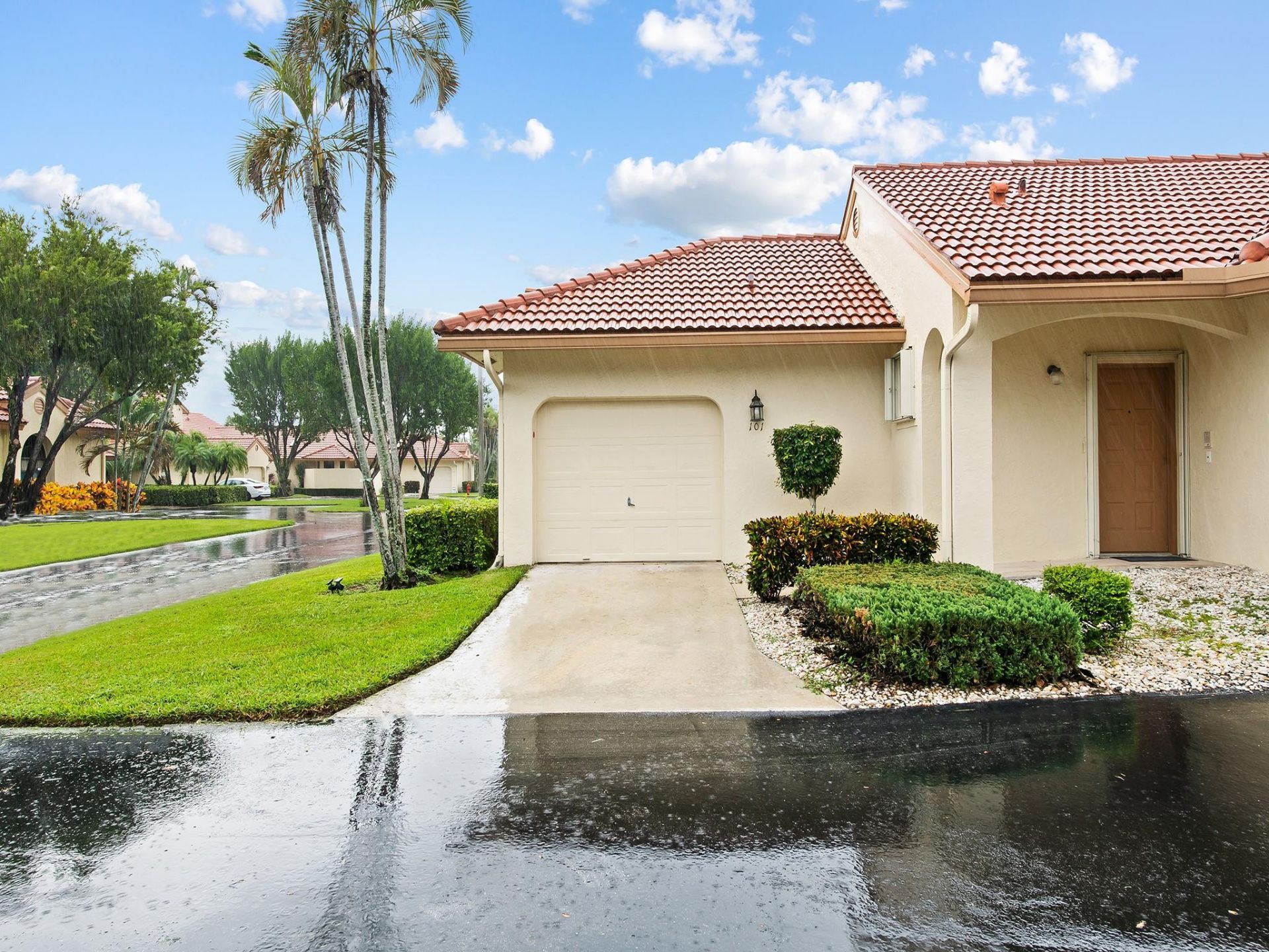 8292 Waterline Drive, Unit 101, Boynton Beach, FL 33472 Photo