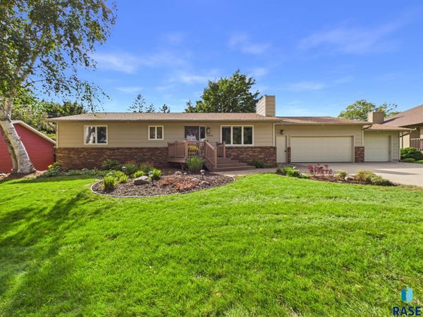 4805 S Tomar Rd, Sioux Falls, SD 57105