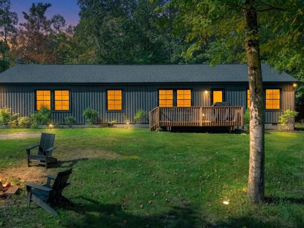 34008 W Buckingham Road , Logan, OH 43138
