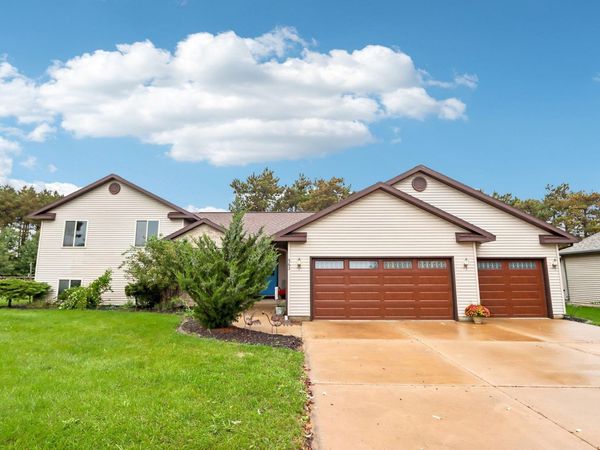563 Clemens Court, Portage, WI 53901