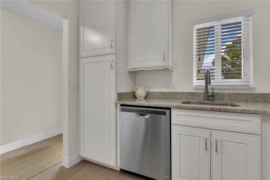 215 3rd Ave S, Unit 215, Naples, FL 34102 Photo