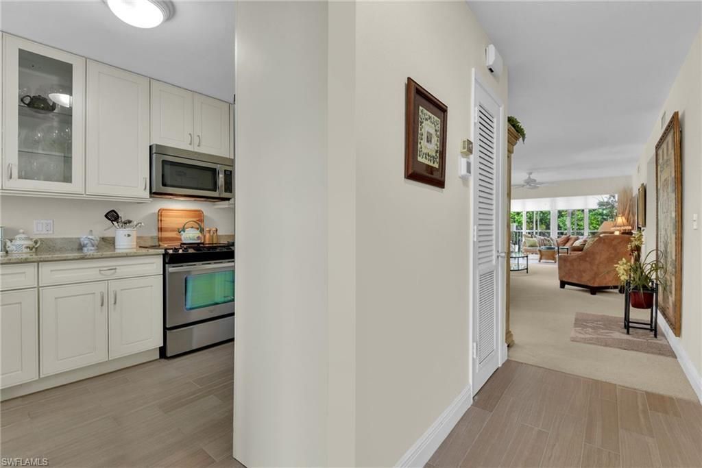 215 3rd Ave S, Unit 215, Naples, FL 34102 Photo