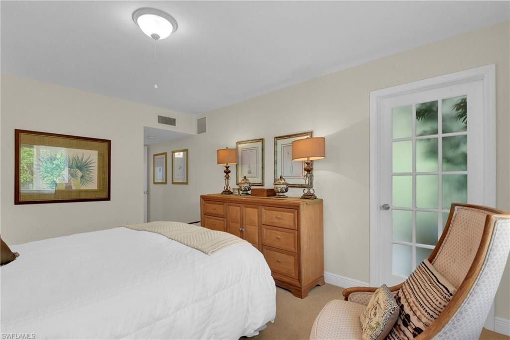 215 3rd Ave S, Unit 215, Naples, FL 34102 Photo