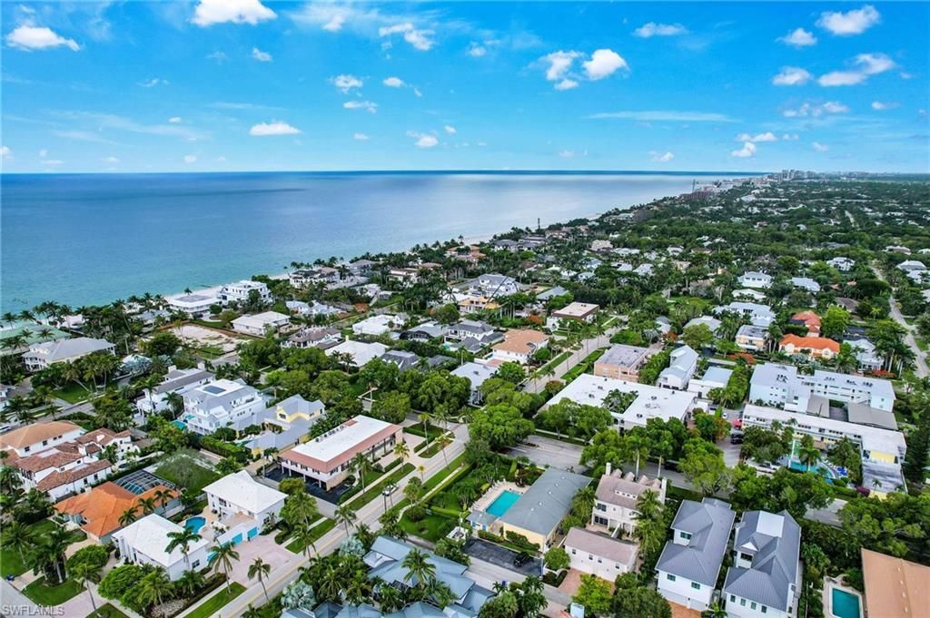 215 3rd Ave S, Unit 215, Naples, FL 34102 Photo