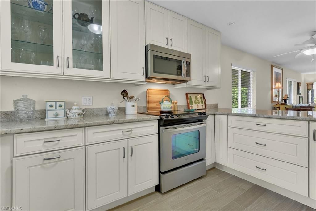 215 3rd Ave S, Unit 215, Naples, FL 34102 Photo