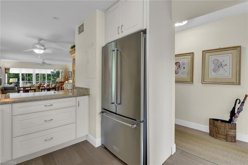 215 3rd Ave S, Unit 215, Naples, FL 34102 Photo