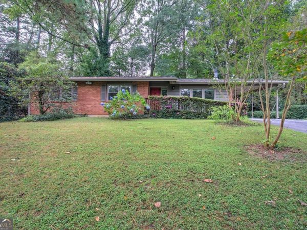 1990 Glenroy Place SE, Smyrna, GA 30080