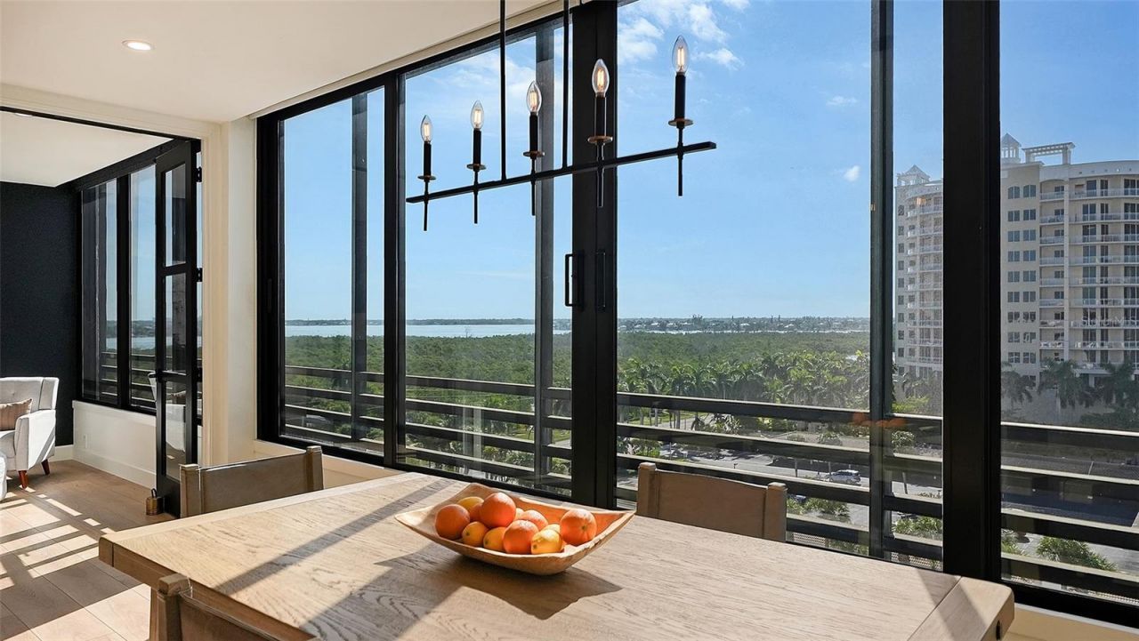 1102 Benjamin Franklin Drive, Unit 810, Sarasota, FL 34236 Photo