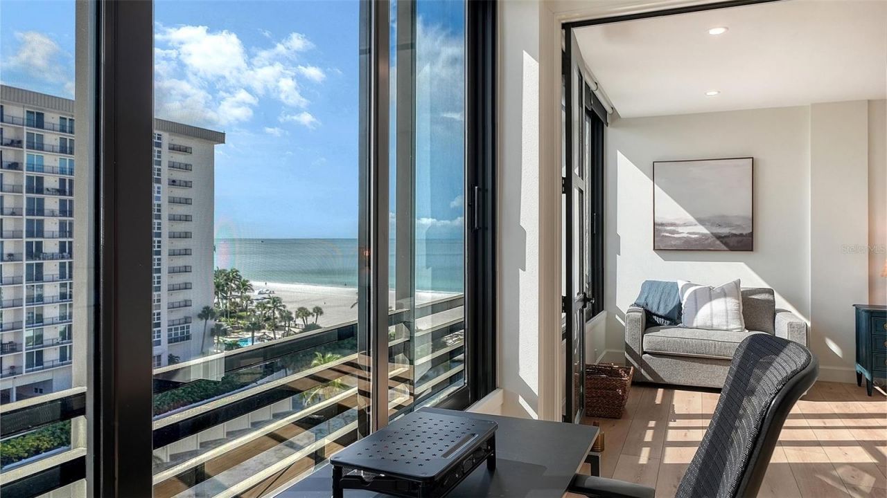 1102 Benjamin Franklin Drive, Unit 810, Sarasota, FL 34236 Photo