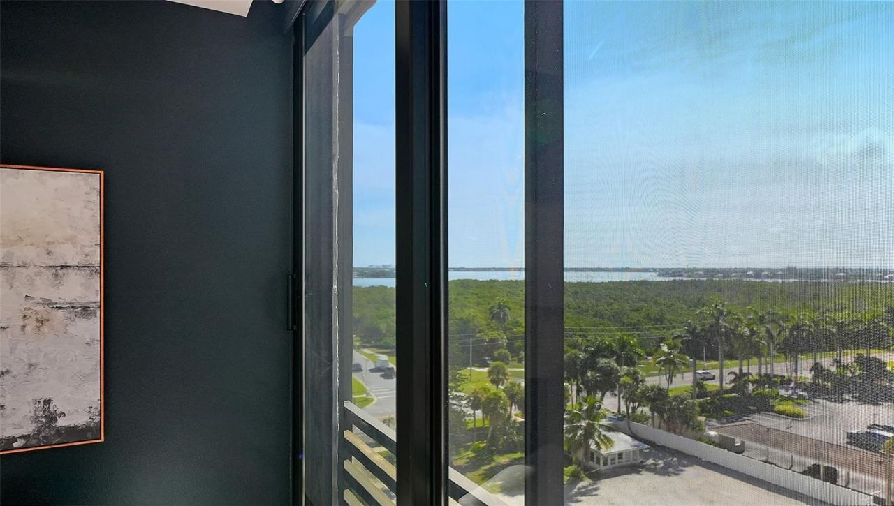 1102 Benjamin Franklin Drive, Unit 810, Sarasota, FL 34236 Photo