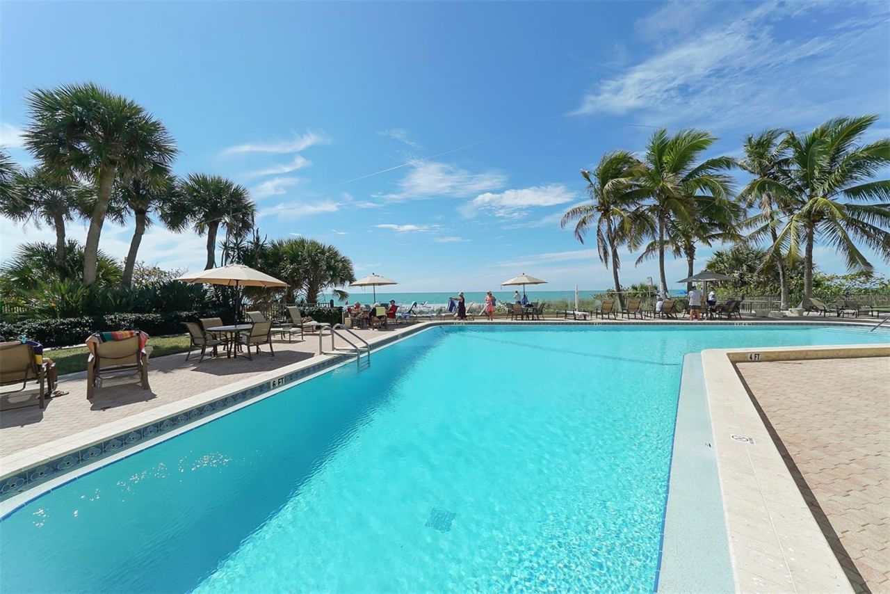1102 Benjamin Franklin Drive, Unit 810, Sarasota, FL 34236 Photo