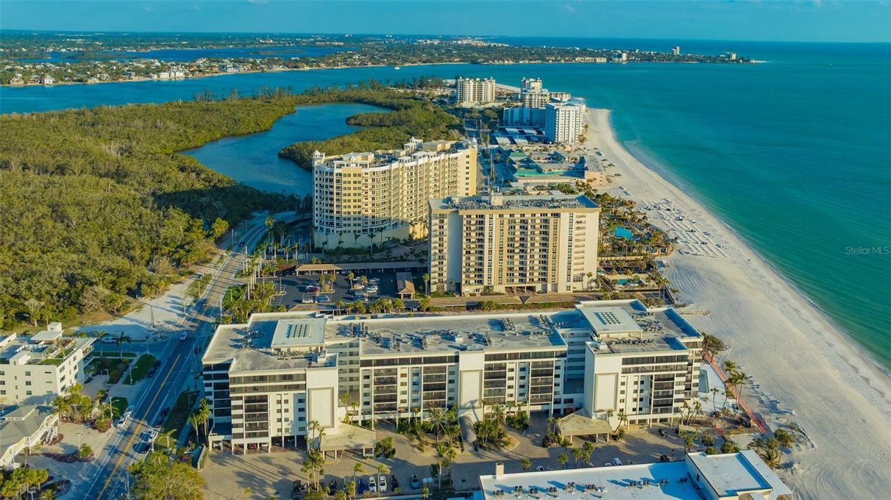 1102 Benjamin Franklin Drive, Unit 810, Sarasota, FL 34236 Photo