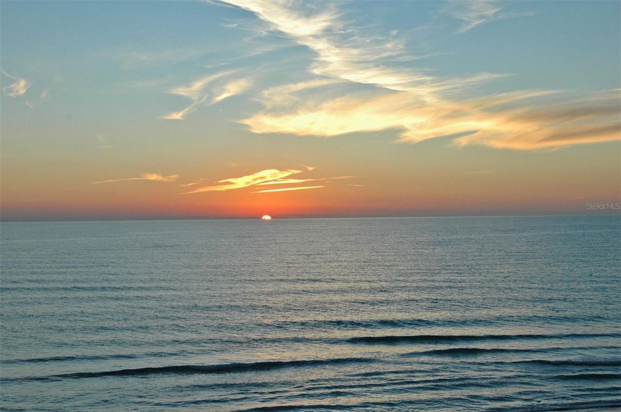 1102 Benjamin Franklin Drive, Unit 810, Sarasota, FL 34236 Photo