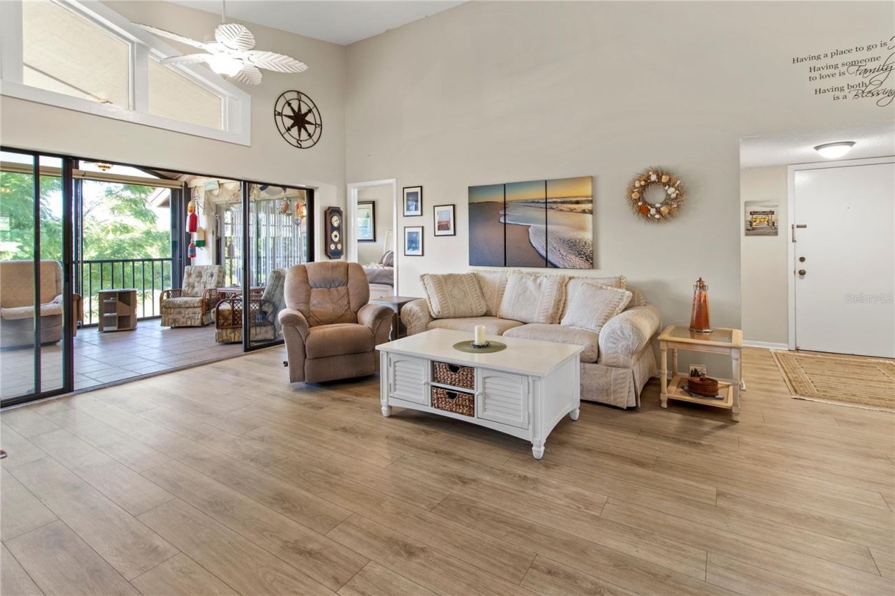 4640 Red Maple Road, Unit 1208, Bradenton, FL 34210 Photo