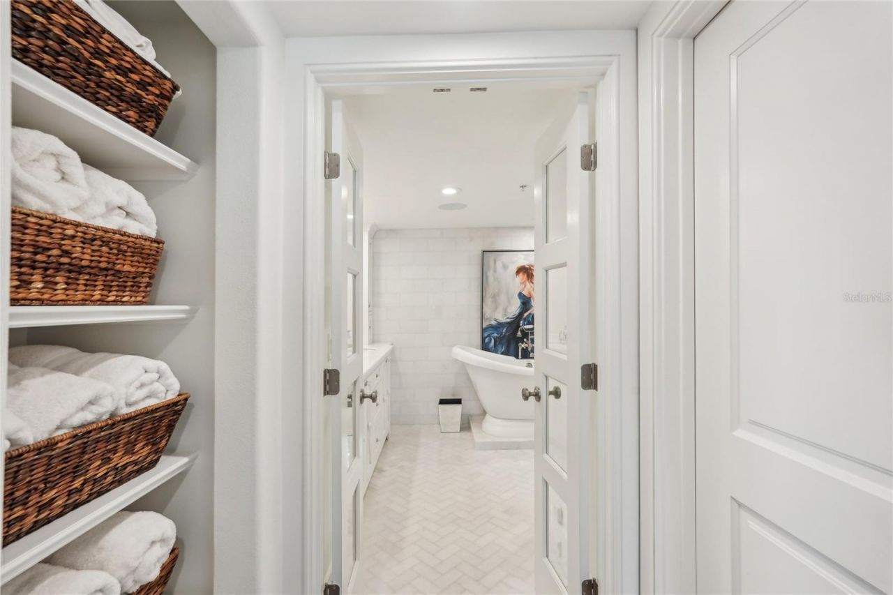 340 Gulf Of Mexico Drive, Unit 136, Longboat Key, FL 34228 Photo