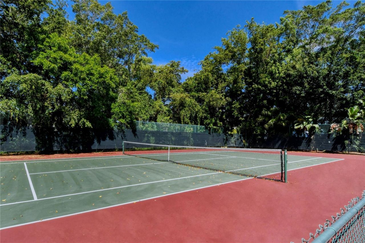 340 Gulf Of Mexico Drive, Unit 136, Longboat Key, FL 34228 Photo