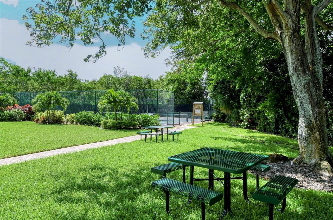 340 Gulf Of Mexico Drive, Unit 136, Longboat Key, FL 34228 Photo