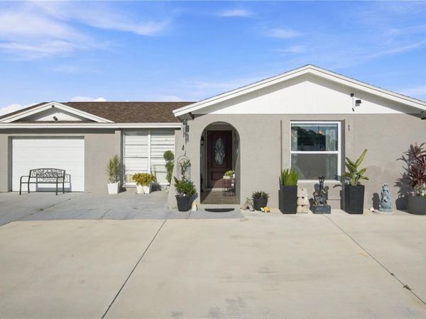 9610 SHALIMAR COURT , TAMPA, FL 33615