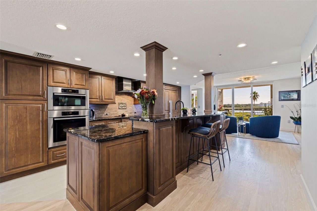 19616 Gulf Boulevard, Unit 302, Indian Shores, FL 33785 Photo
