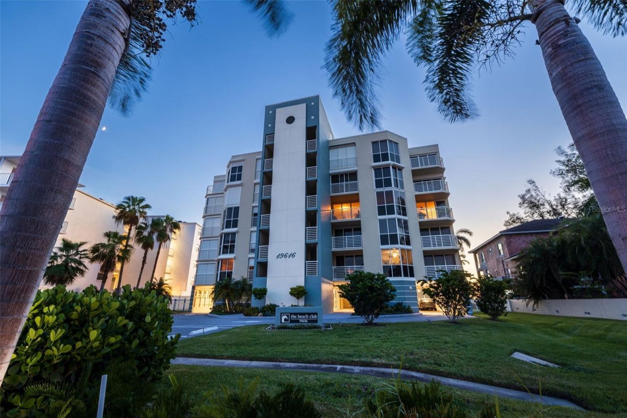 19616 Gulf Boulevard, Unit 302, Indian Shores, FL 33785 Photo