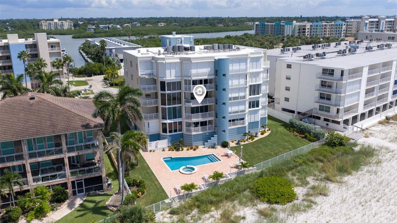 19616 Gulf Boulevard, Unit 302, Indian Shores, FL 33785 Photo