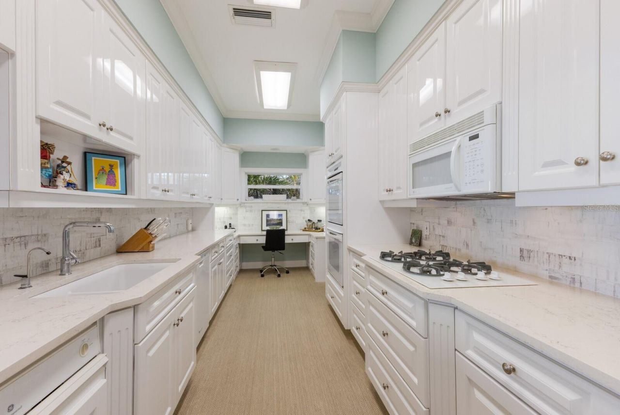 16271 N Island Court, Boca Grande, FL 33921 Photo