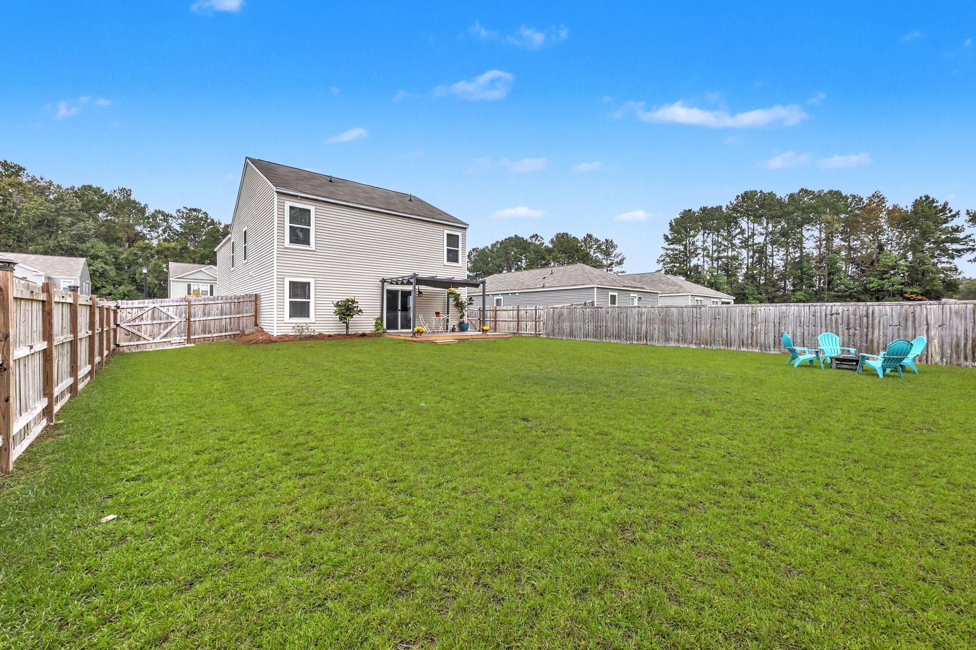 606 Red Mulberry Road Photo 25