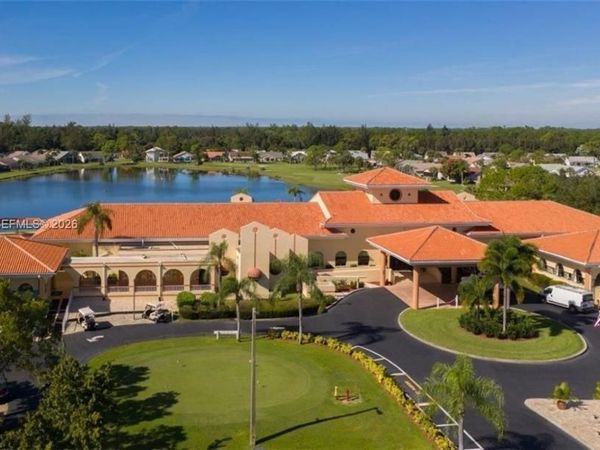 3662 Sabal Springs BLVD, NORTH FORT MYERS, FL 33917