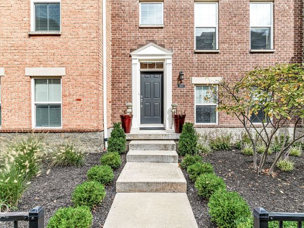 9554 Oakley Drive, Indianapolis, IN 46260