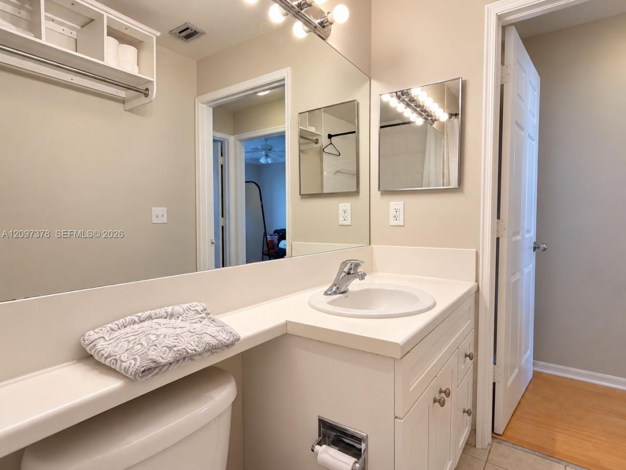 616 Clearwater Park Rd , Unit 808, West Palm Beach, FL 33401 Photo
