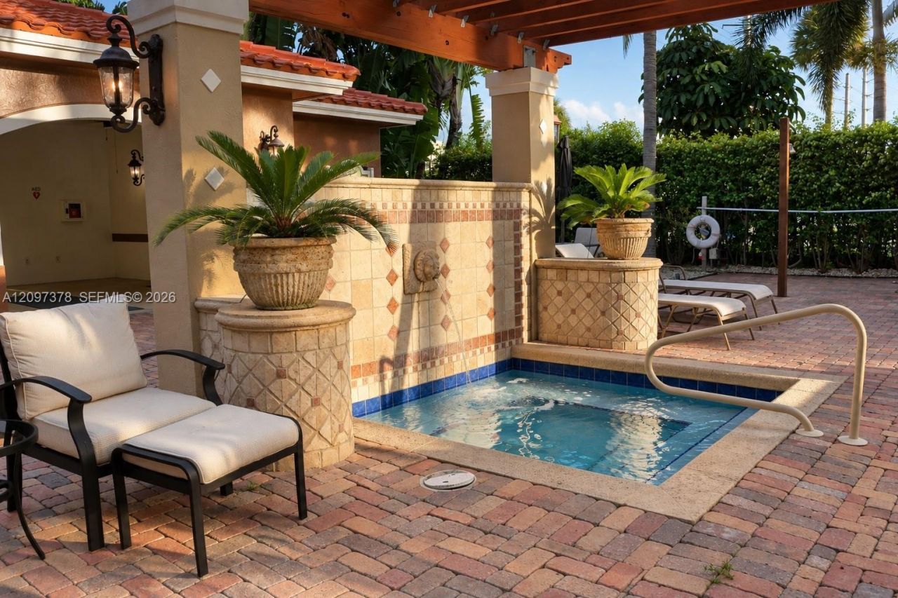 616 Clearwater Park Rd , Unit 808, West Palm Beach, FL 33401 Photo