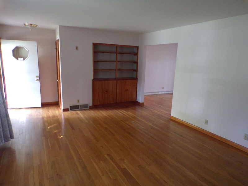 1326 Maplewood Drive, Piqua, OH 45356 Photo 9