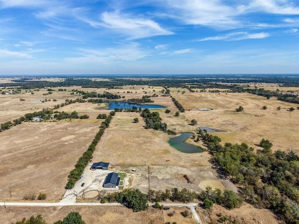 297 County Road 4820 , Sulphur Springs, TX 75482