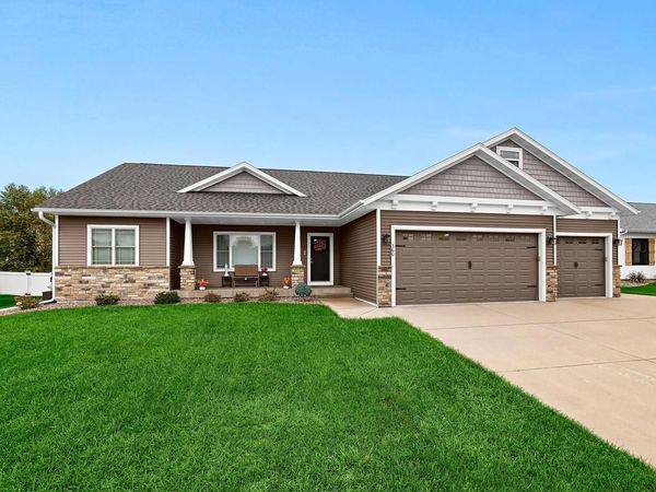 360 Lakewood DRIVE, West Salem, WI 54669