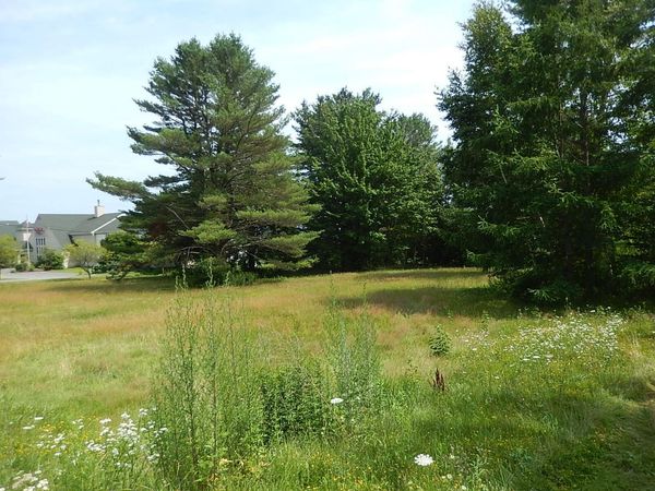 3 Porter Road , Belfast, ME 04915