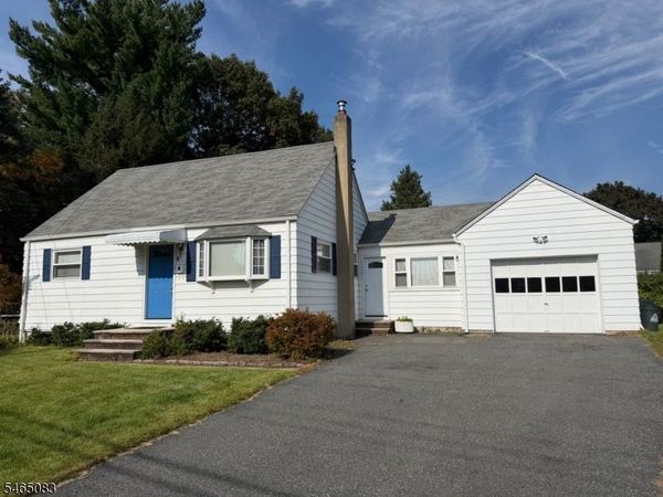 6 Edith Pl, Mine Hill, NJ 07803
