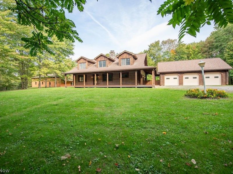 6479 Locust Lane NE, Magnolia, OH 44643 Photo 2