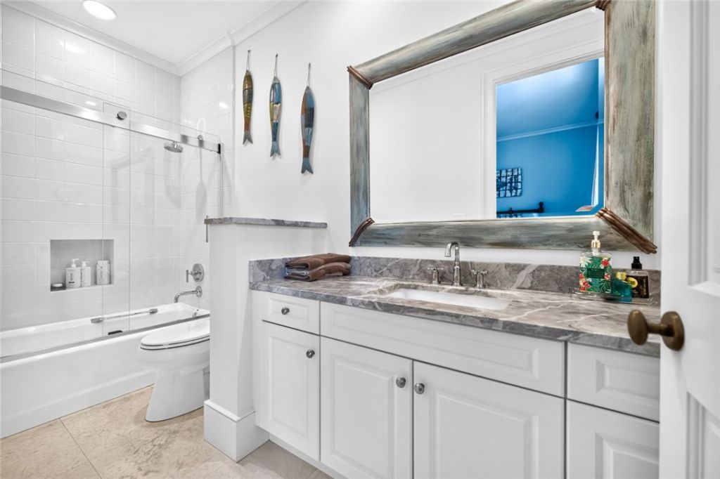 90 Beachside Drive , Unit 301, Vero Beach, FL 32963 Photo