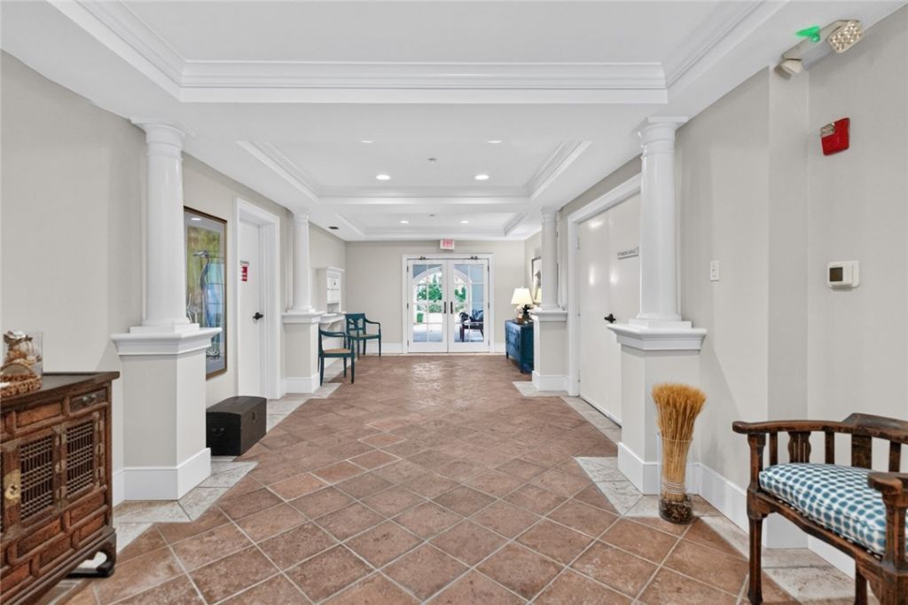 90 Beachside Drive , Unit 301, Vero Beach, FL 32963 Photo