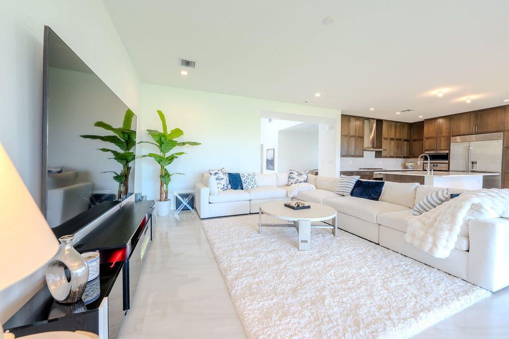 9515 Royal Woods Manor, Boca Raton, FL 33434 Photo