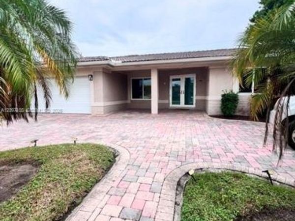 16764 Golfview Dr, Weston, FL 33326