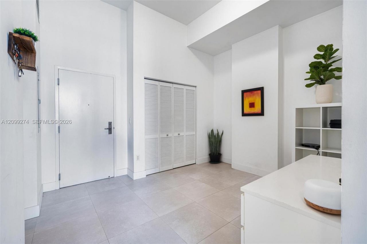 725 NE 22nd St , Unit PH2C, Miami, FL 33137 Photo