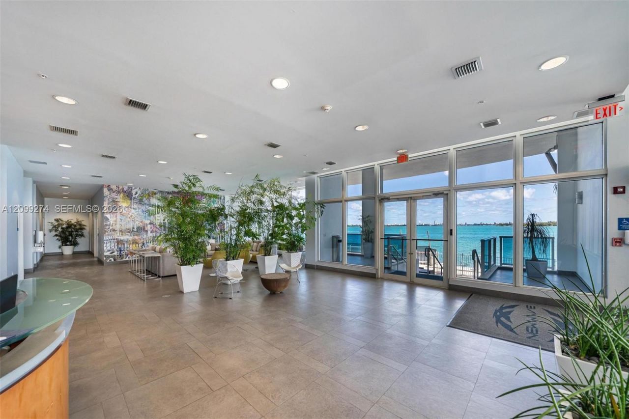 725 NE 22nd St , Unit PH2C, Miami, FL 33137 Photo